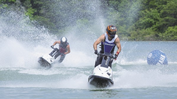Yamaha Superjet 701 - Standup