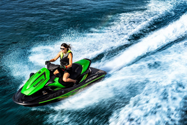 Kawasaki STX 15F