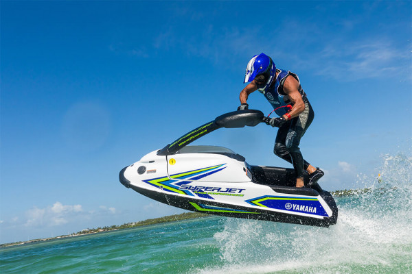 Yamaha Superjet 701 - Standup